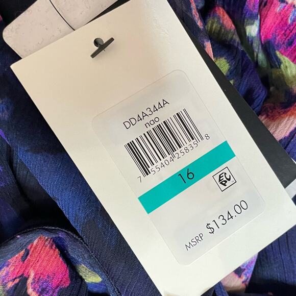 DKNY Short Sleeve V Neck Tie Waist Floral Chiffon Fit And Flare Dress Sz 16 - Picture 6 of 7